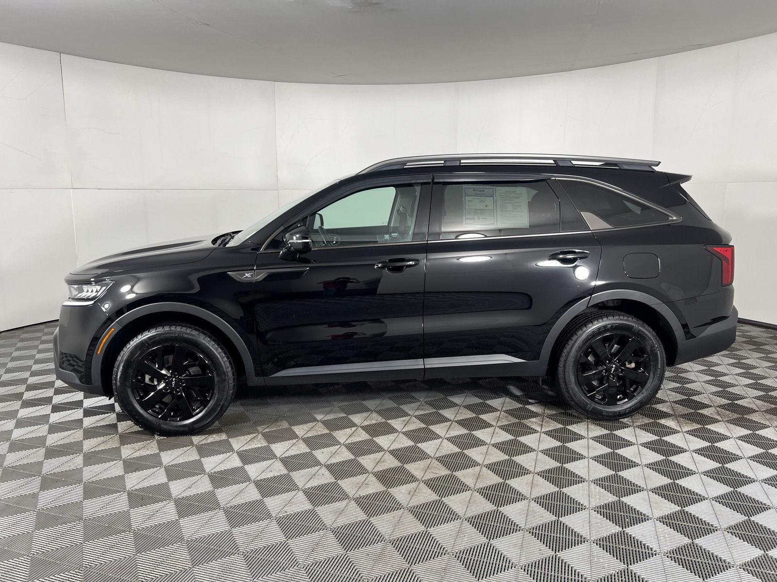 Used 2023 Ebony Black Kia X-Line S image 12