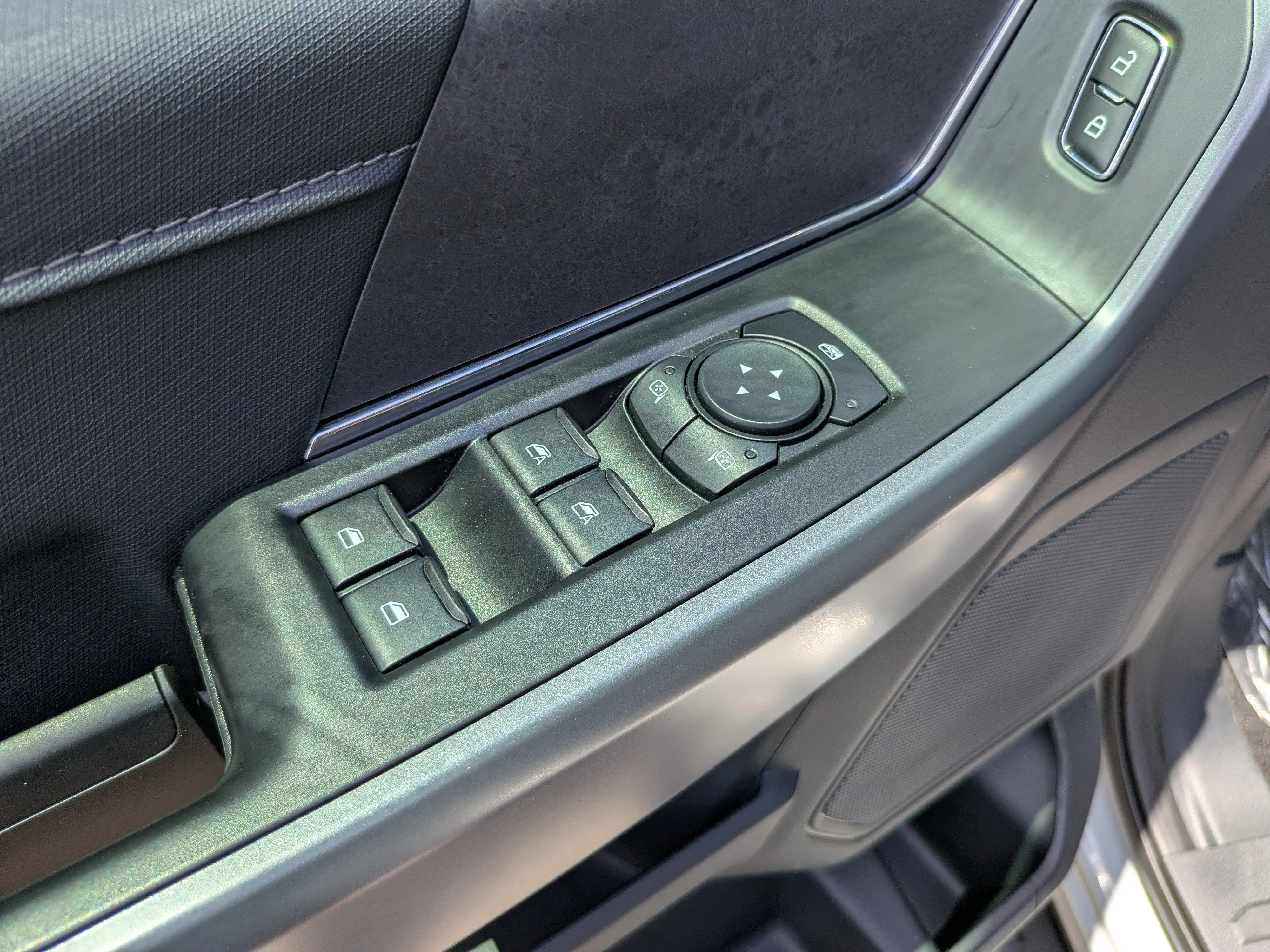 New 2026 Avalanche Ford XLT image 17