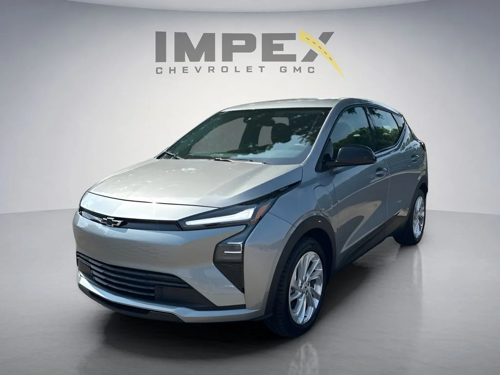 Used 2027 Gray Chevrolet LT image 1