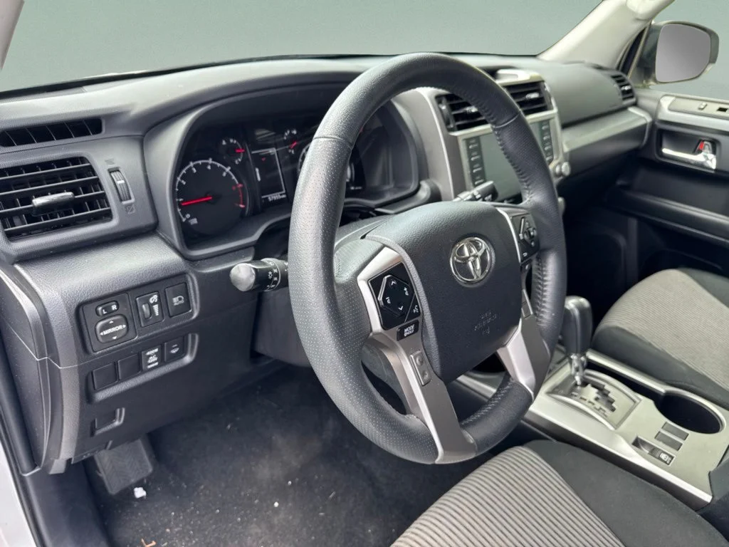 Used 2024 Classic Silver Metallic Toyota SR5 image 20