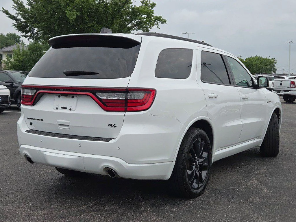 Used 2025 White/off-white Dodge R/T Plus image 11