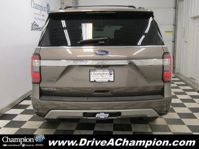 Used 2019 Gray Ford Limited image 15
