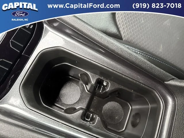 Used 2025 Black Jeep Latitude image 31