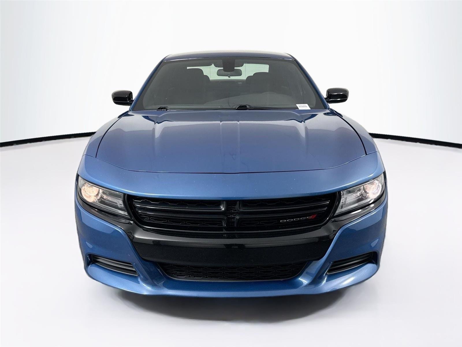 Used 2021 Frostbite Dodge SXT image 6