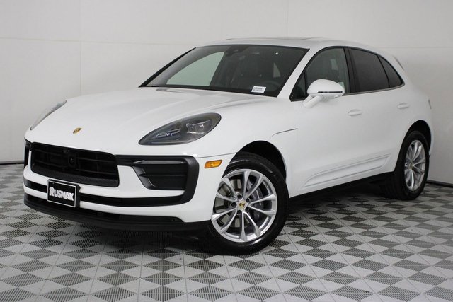 2026 Porsche Macan 