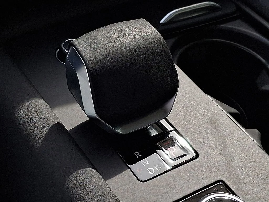 New 2026  Land Rover S image 13