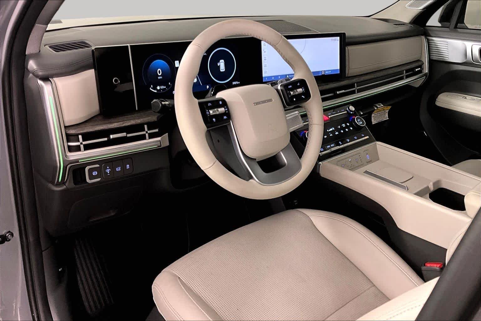 Used 2024 Hampton Gray Hyundai Limited image 31