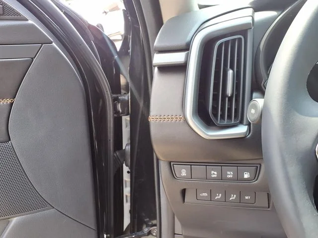 2026 Mazda CX-50 Premium - Photo 11