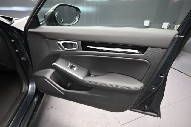 New 2026 Urban Gray Pearl Honda Sport Touring image 25