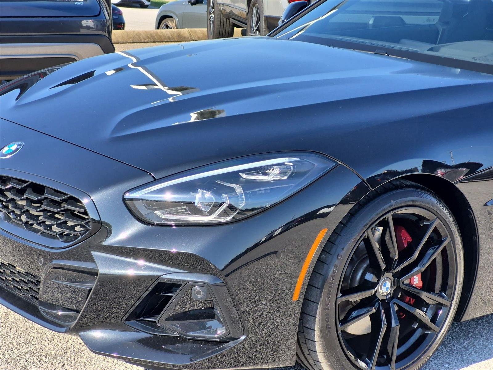 Used 2025 Black Sapphire Metallic BMW M40i image 9