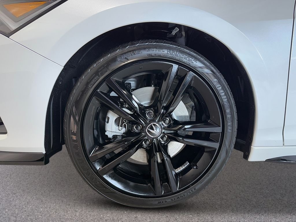 Used 2026 Platinum White Pearl Acura  image 11