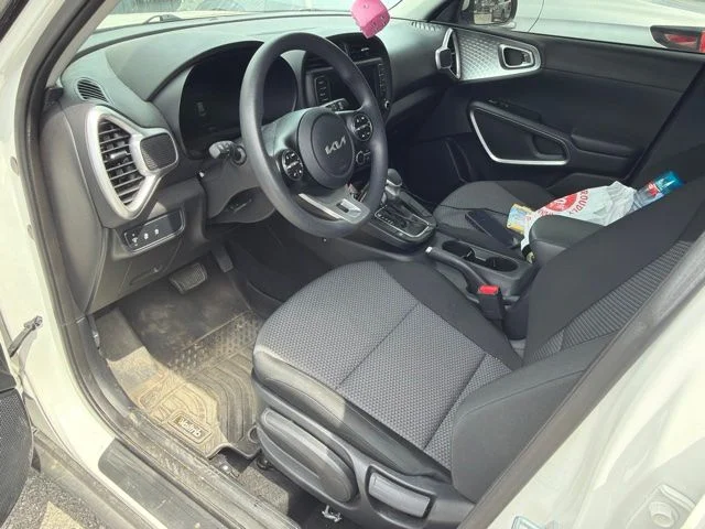 Used 2023 White Kia LX image 9
