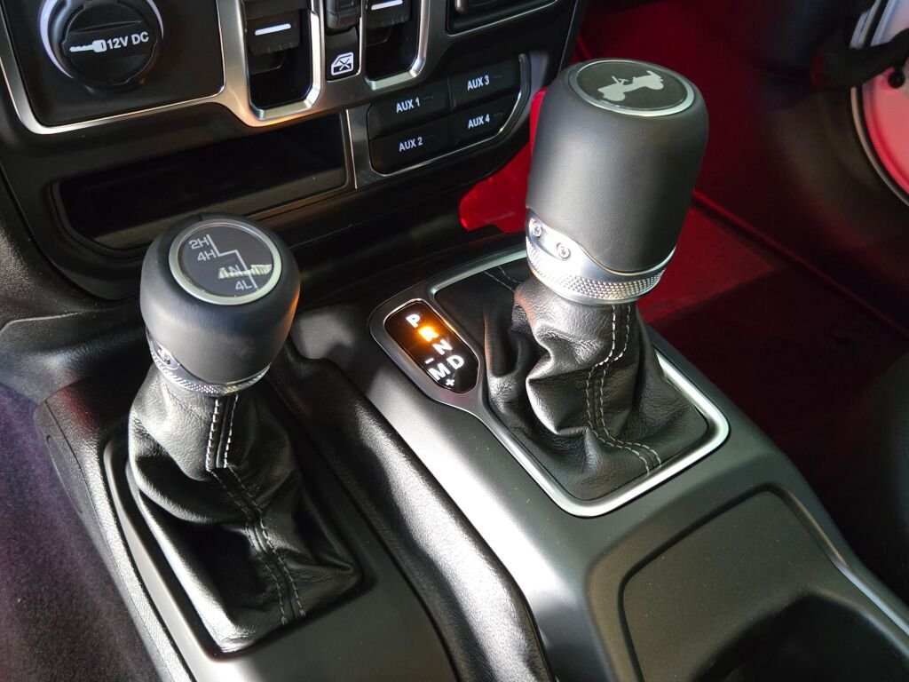 2026 Jeep Wrangler 4-Door Sahara - Photo 28