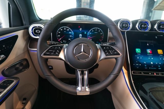 Used 2026 White Mercedes-Benz GLC 300 image 15