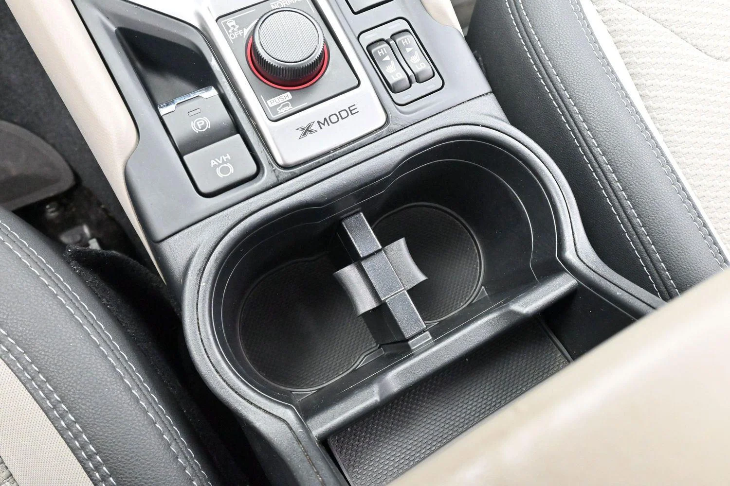 Used 2021 Crystal White Pearl Subaru Premium image 19