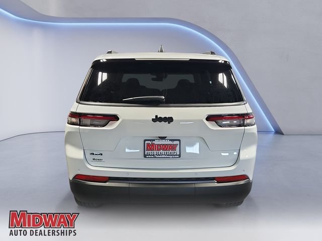 New 2026 Bright White Clear-Coat Exterior Paint Jeep Limited image 4