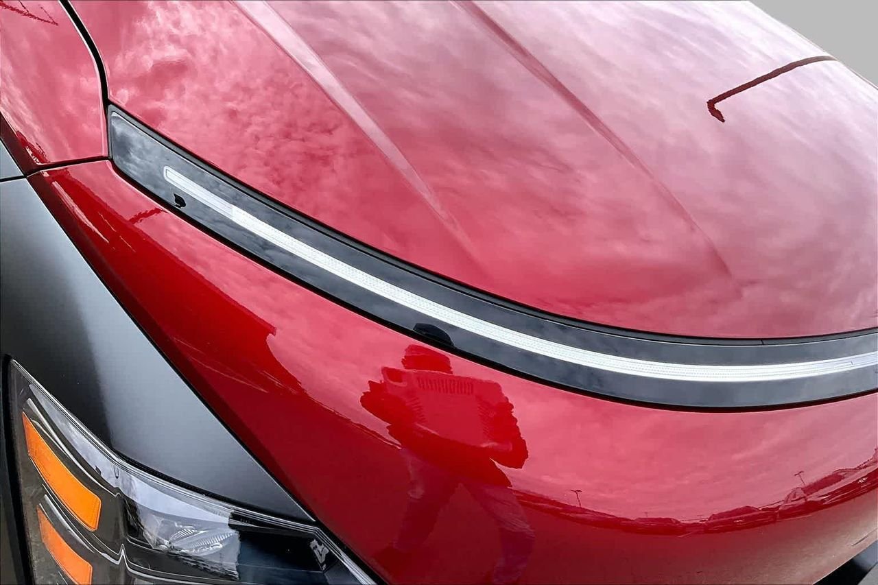 New 2026 Ultimate Red Metallic Hyundai SEL Premium image 13