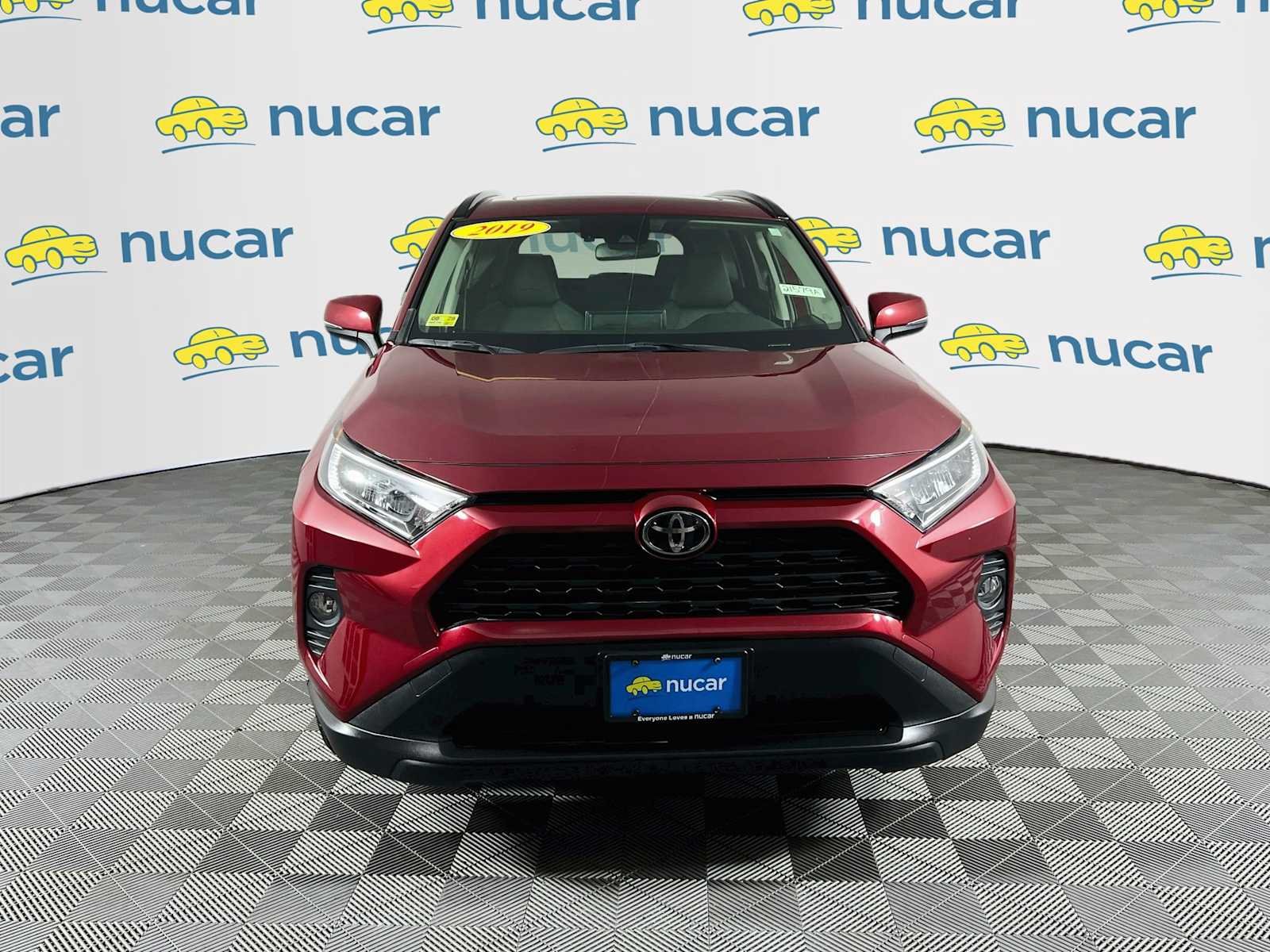 Used 2019 Ruby Flare Pearl Toyota XLE image 2