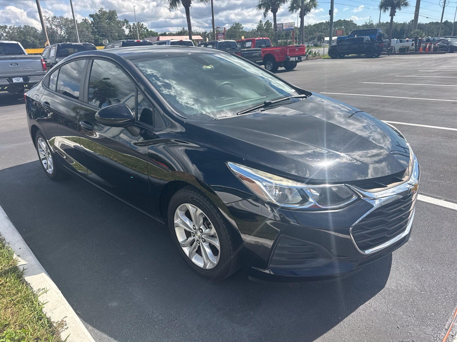 Used 2019 Chevrolet Cruze LS with VIN 1G1BC5SM8K7128535 for sale in Spring Hill, FL