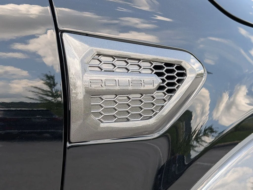 Used 2022 Black Ford XLT image 36