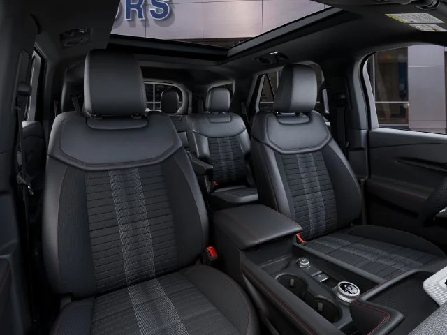 New 2027 Vapor Blue Metallic Ford ST-Line image 10