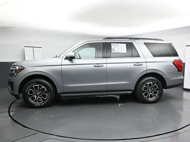 Used 2024 Silver Ford XLT image 5