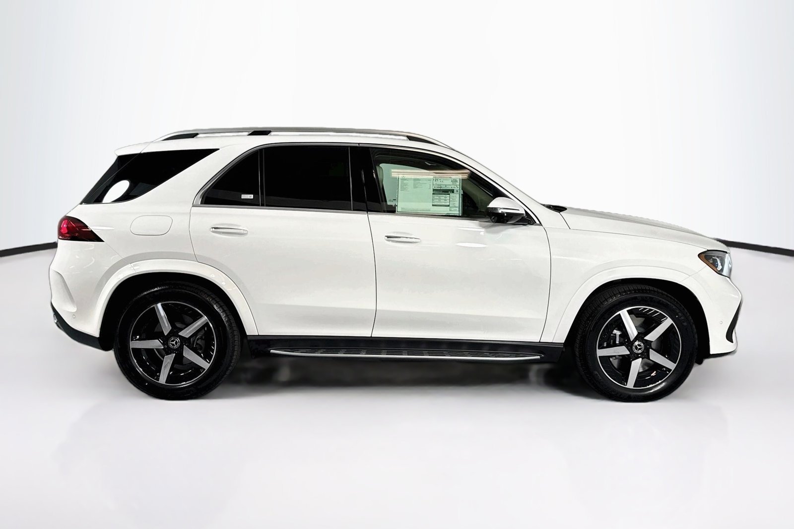 New 2027 Polar White Mercedes-Benz GLE 450 image 4