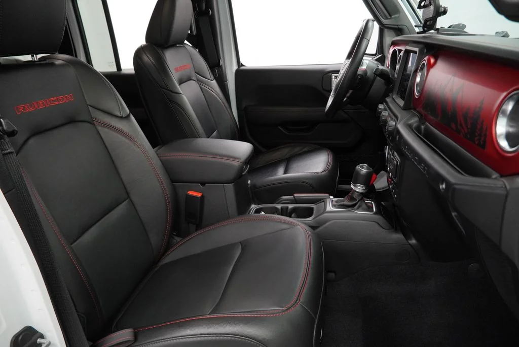 Used 2023 White Jeep Rubicon image 48