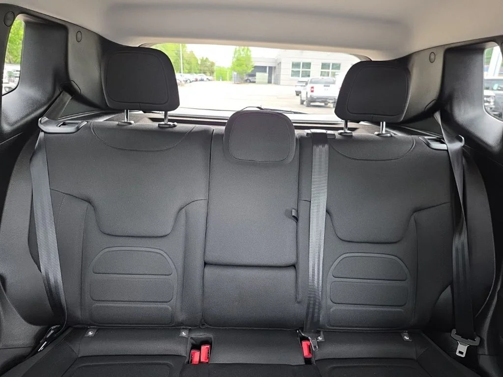 Used 2021 Orange Jeep Latitude image 22