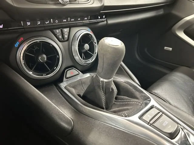 2017 Chevrolet Camaro 2LT - Photo 10