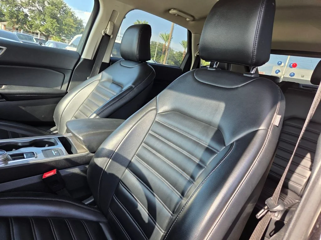 Used 2024 Black Ford SEL image 11