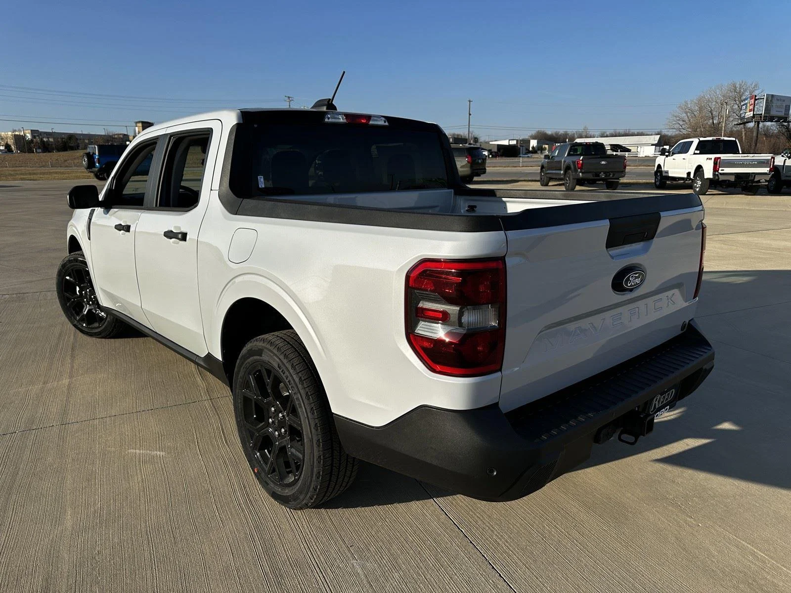 New 2026 Space White Metallic Ford XLT image 7