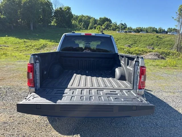 Used 2023 Silver Ford XLT image 12