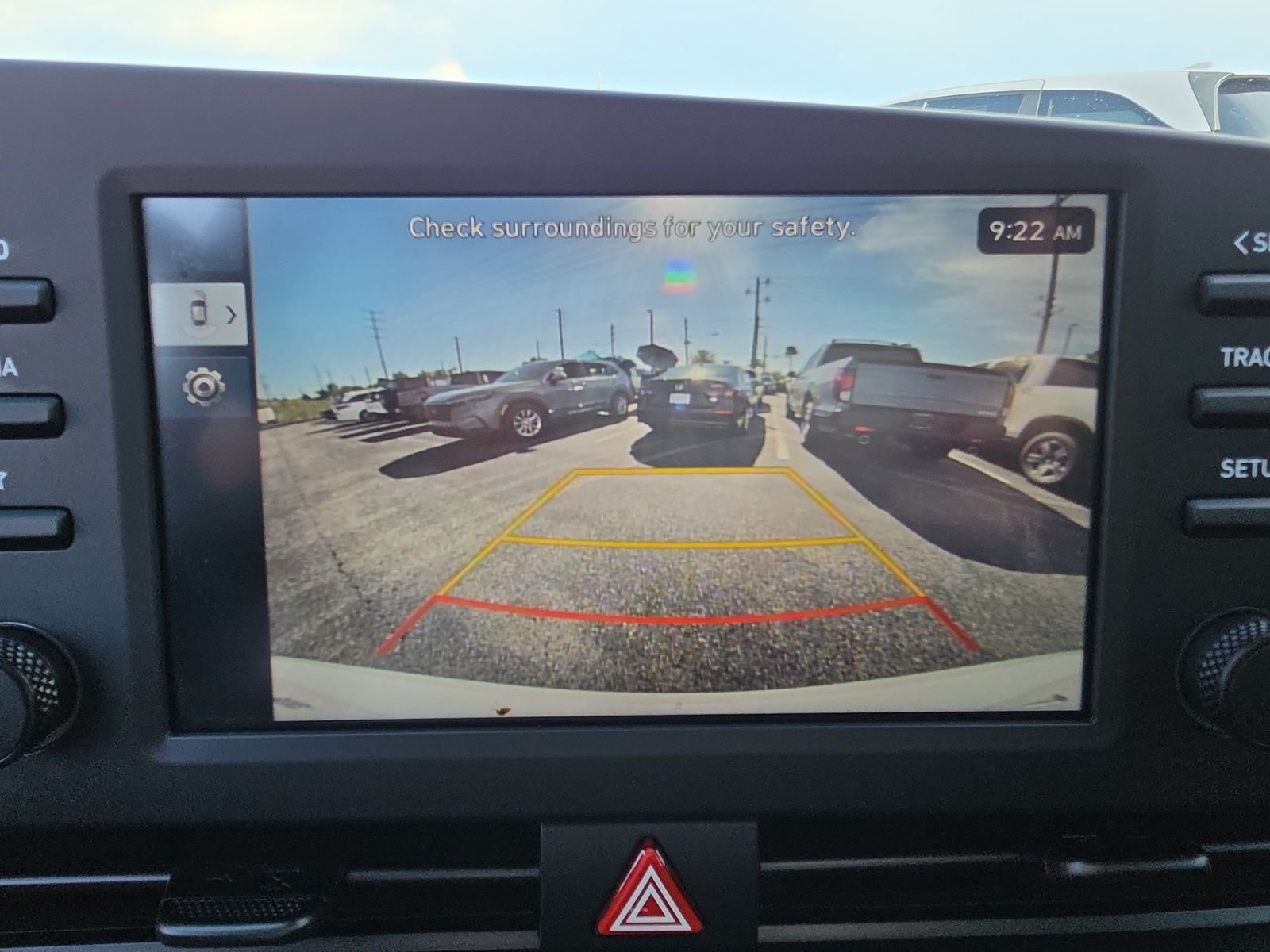 Used 2025 White Hyundai SEL Sport image 18