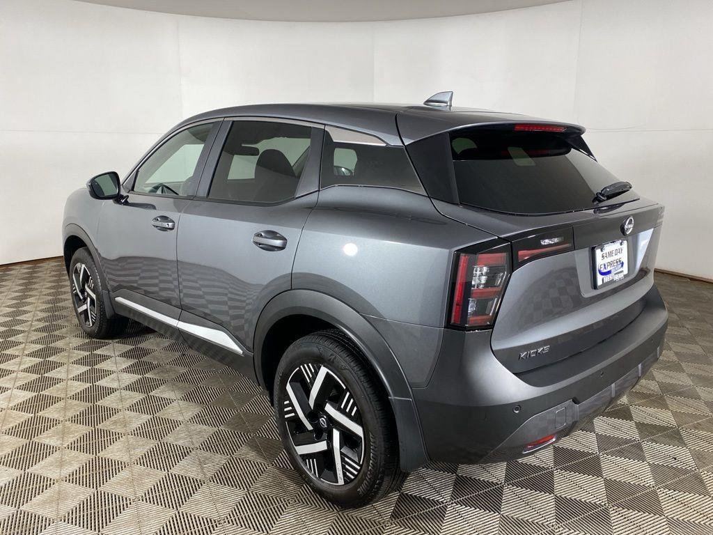 Used 2025 Gun Metallic Nissan SV image 24