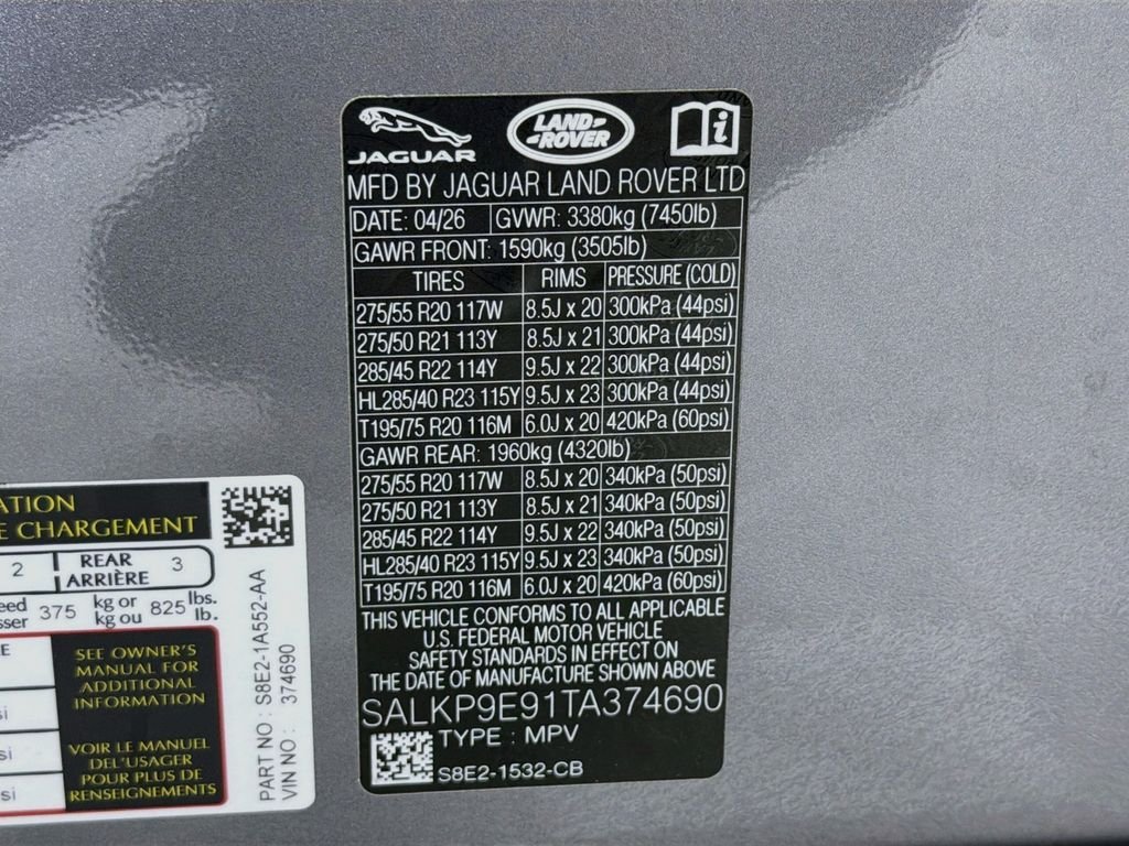 New 2026 Eiger Grey Land Rover SE image 34