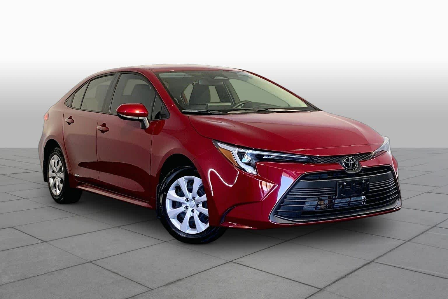 Used 2026 Ruby Flare Pearl Toyota Hybrid LE image 3