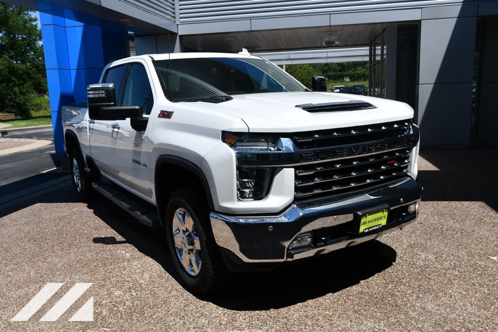Used 2022 Summit White Chevrolet LTZ image 11