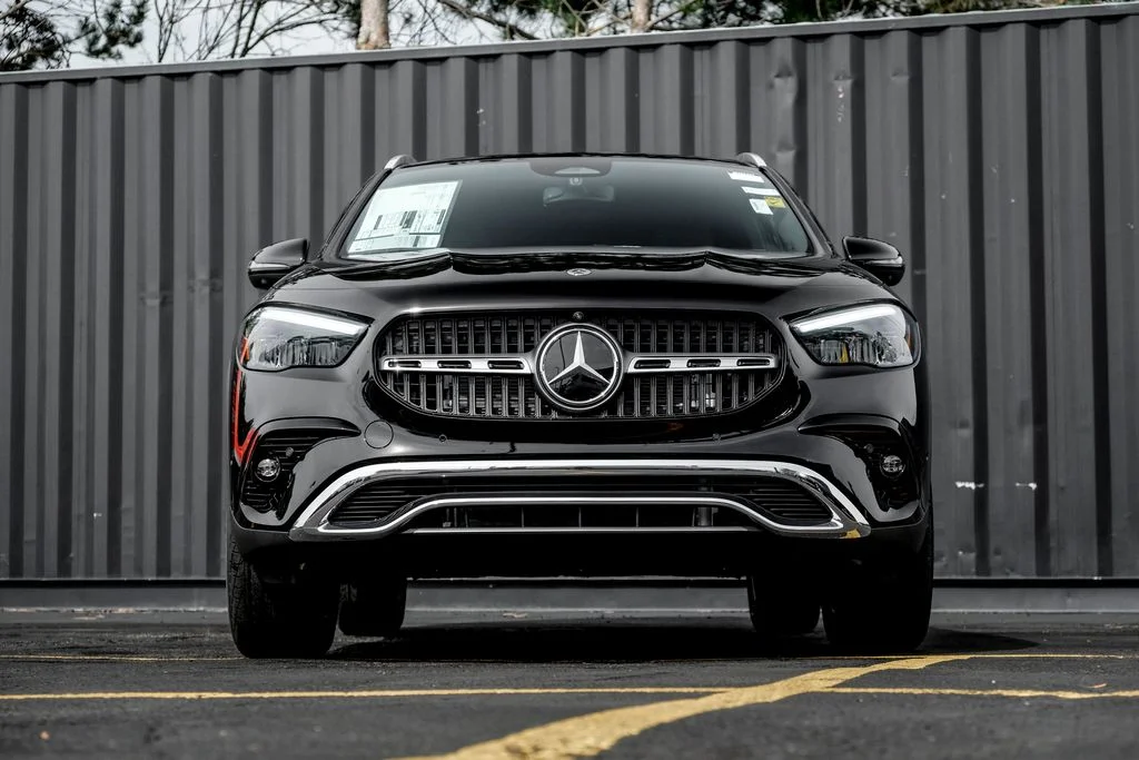 New 2026 Night Black Mercedes-Benz GLA 250 image 5