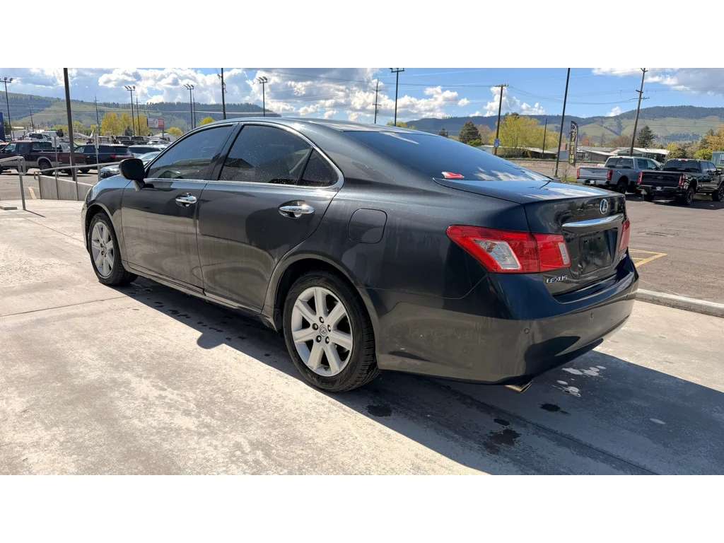 Used 2007 Lexus ES 350 with VIN JTHBJ46G872120336 for sale in La Grande, OR