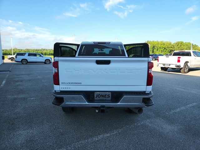Used 2023 White Chevrolet LT image 17