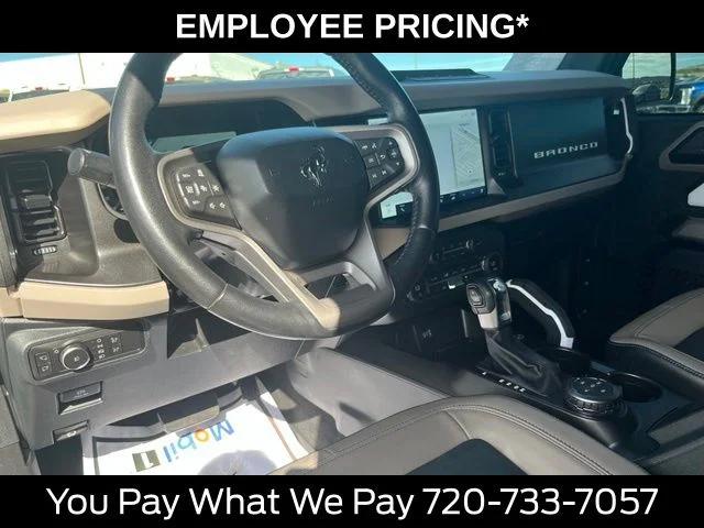 Used 2021 White Ford Wildtrak image 17