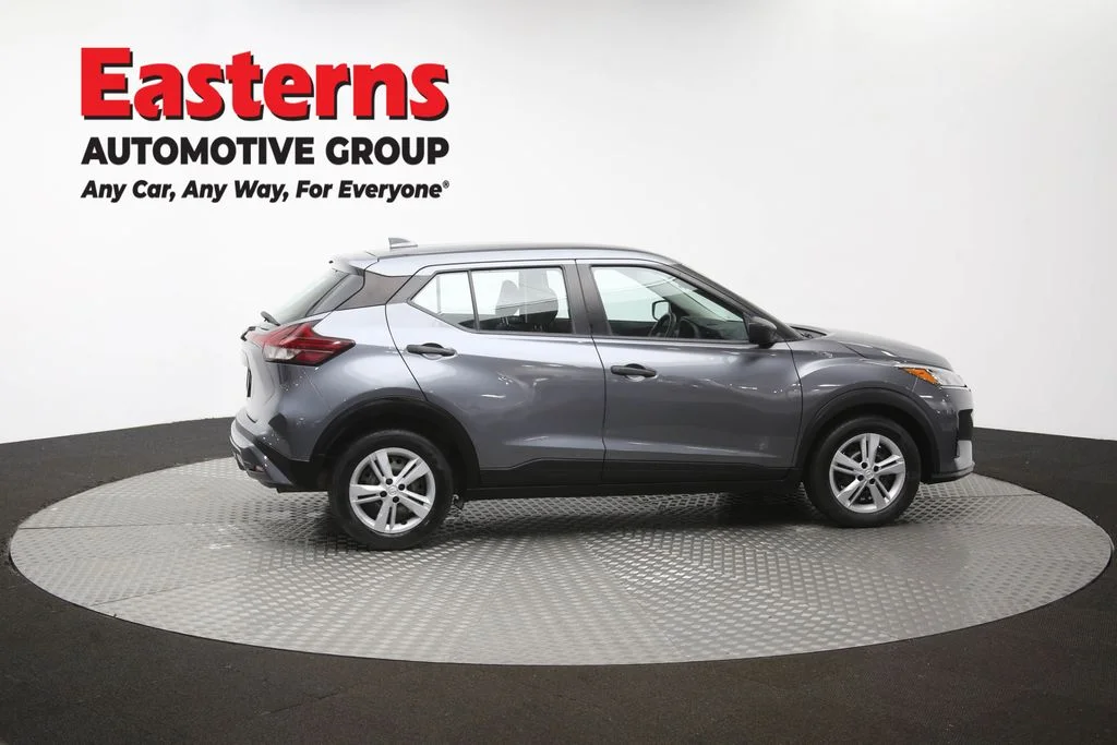 Used 2023 Gray Nissan S image 42