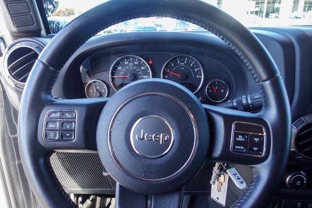 Used 2017 Silver Jeep Unlimited Sport image 14