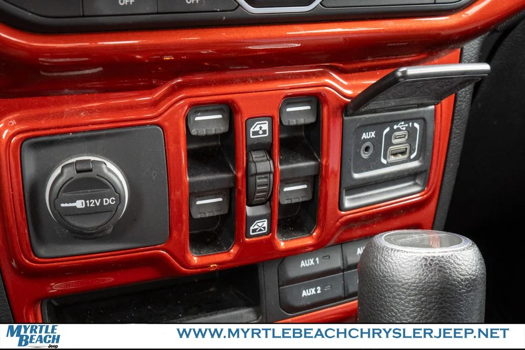 Used 2021 Black Clearcoat Jeep Sport image 22