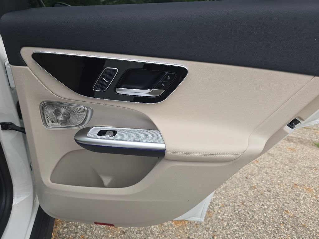 New 2027 Polar White Mercedes-Benz GLC 300 image 62