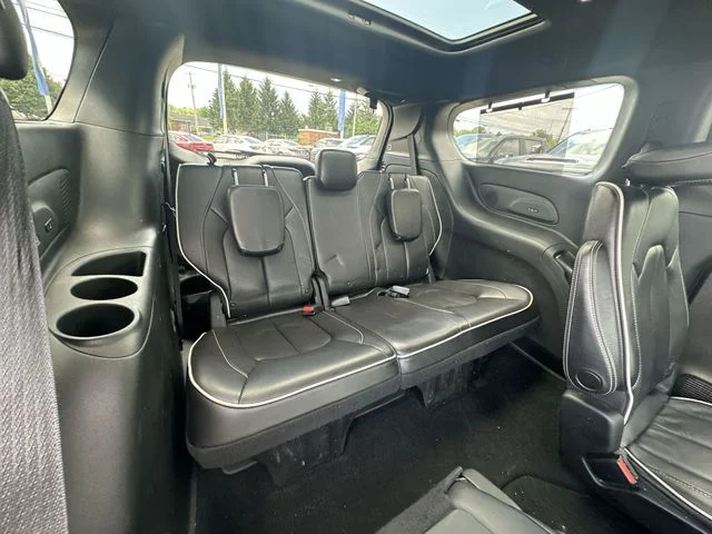 Used 2018 Black Chrysler Limited image 30