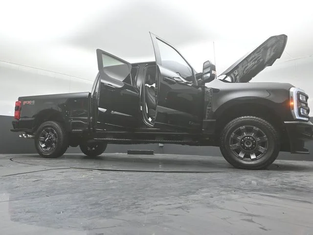 Used 2024 Agate Black Metallic Ford Lariat image 50