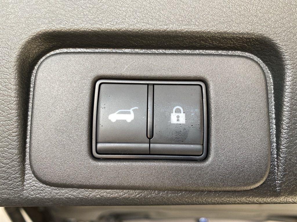Used 2023 Caspian Blue Metallic Nissan SV image 8