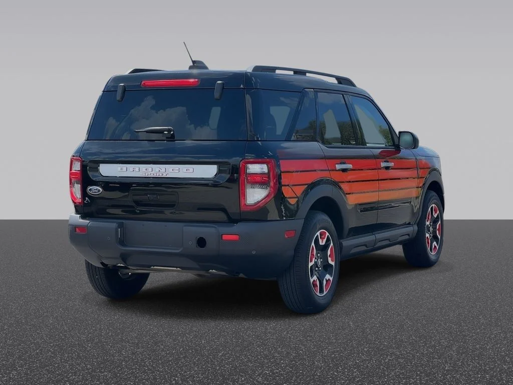 Used 2025 Black Ford Free Wheeling image 3